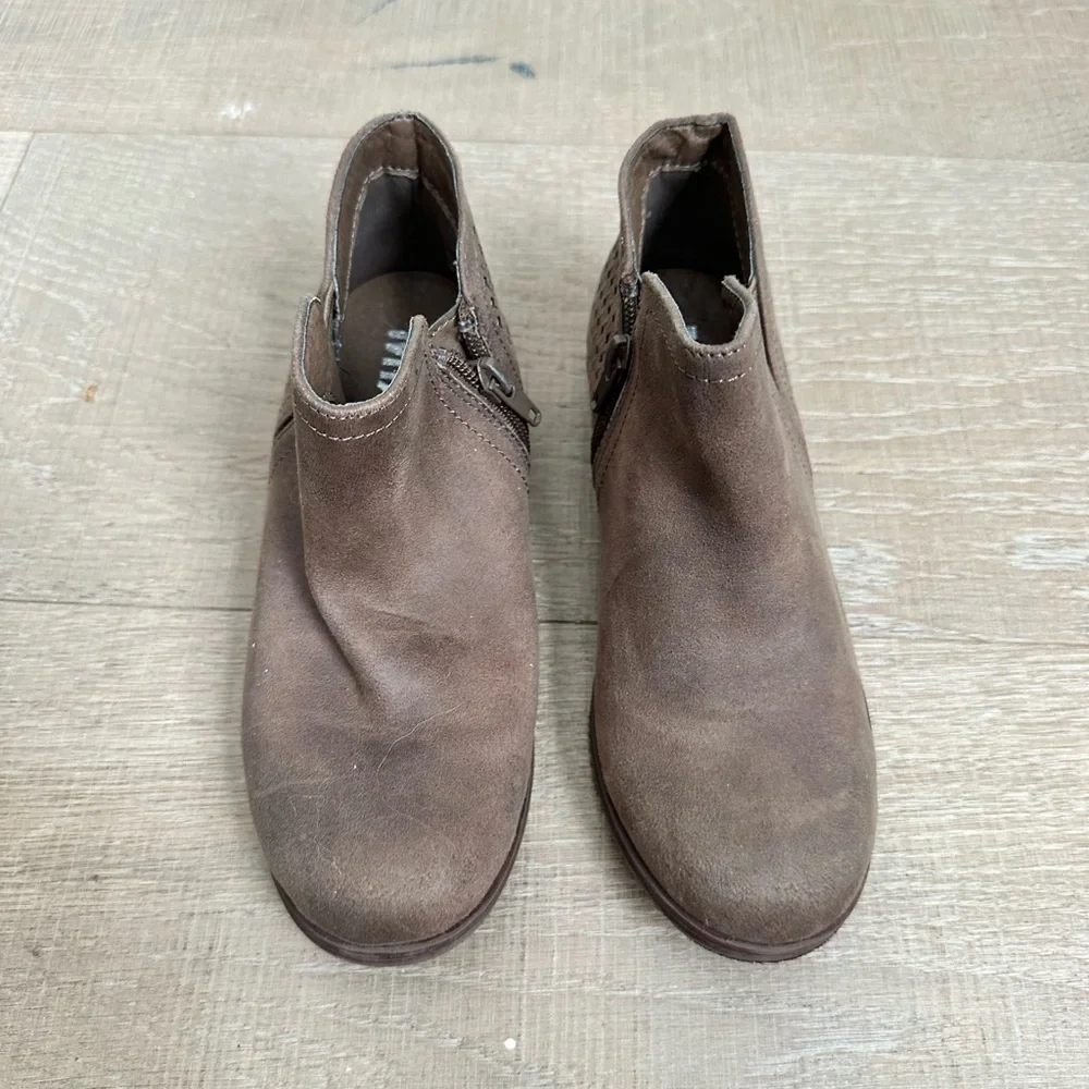 MIA Kids Taupe Ankle Boots